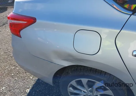 2018 Nissan Sentra Sv z USA, uszkodzony, nr VIN 3N1AB7APXJL656118